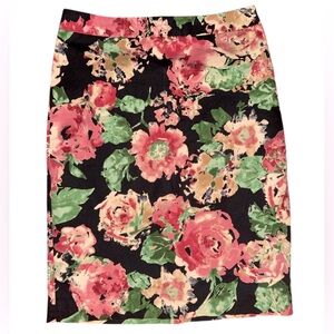 Talbots Black Pink Roses Green Leaves Floral Pencil Skirt 
Size 4‎